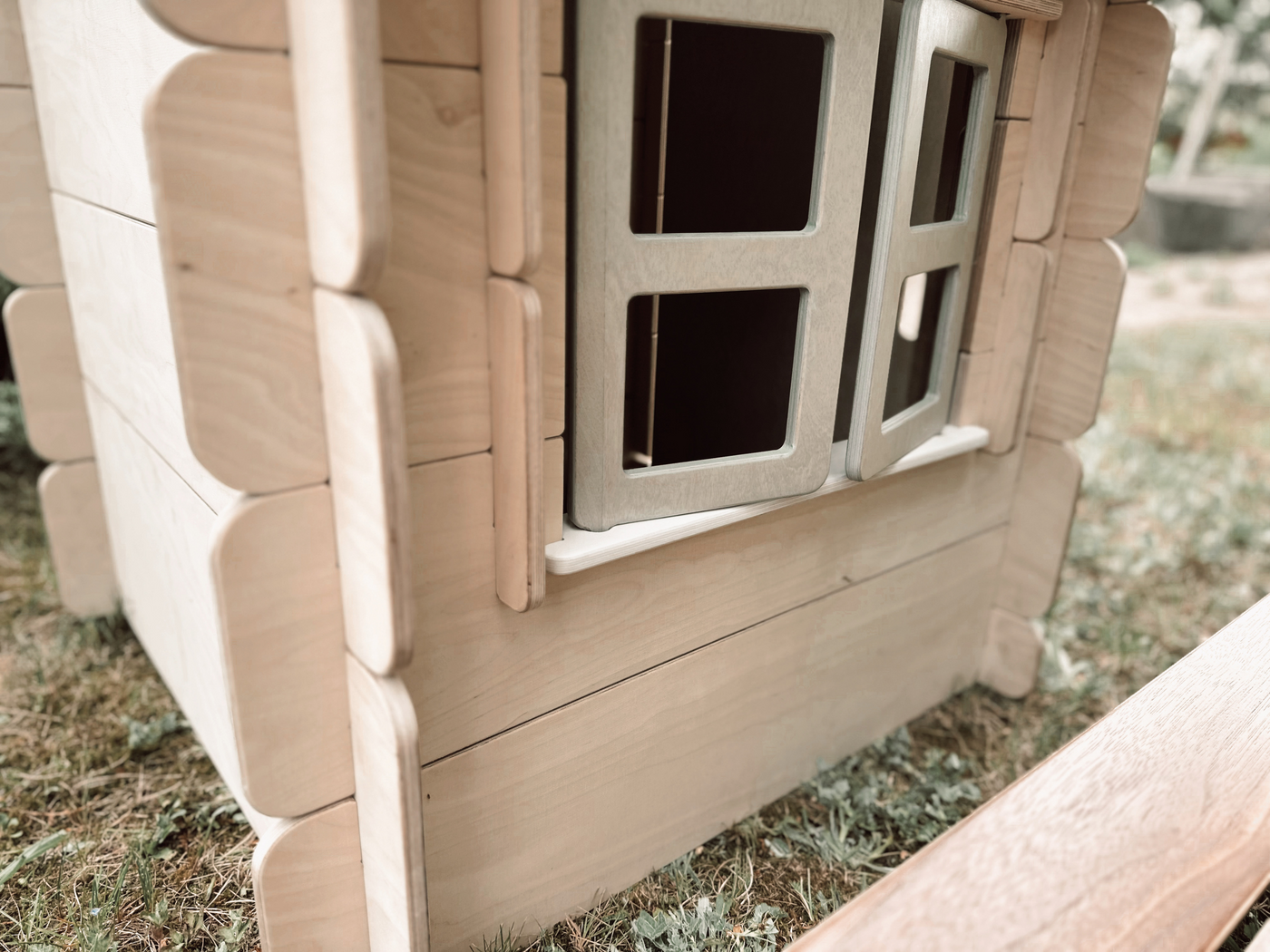Little Bunny Playhouse – Indoor/Outdoor